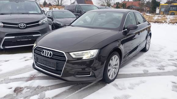 Vue de l’avant gauche