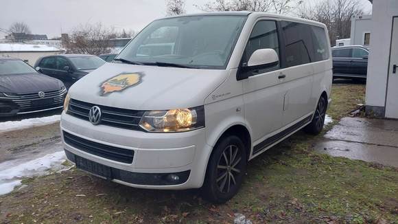 Vue de l’avant gauche