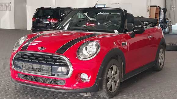 Vista anteriore sinistra