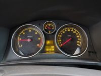 Pogled na kombinirani instrument