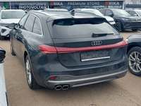 Pogled od pozadi levo