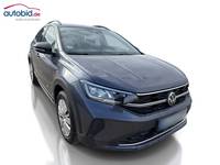 Pogled sprijeda desno