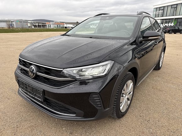 Vista anteriore sinistra