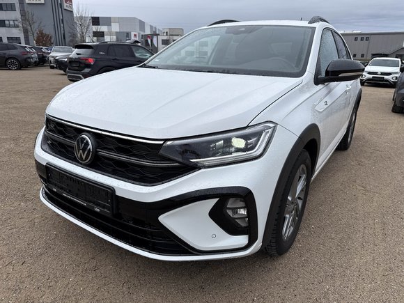 Pogled od napred levo