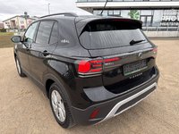 Pogled od pozadi levo