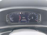 Pohled na přístrojovou desku