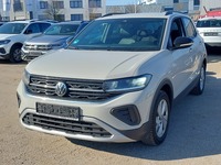 Pogled od napred levo