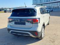 Pogled od pozadi desno