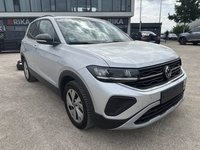 Widok z przodu po stronie prawej
