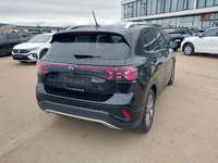 Pogled od pozadi desno