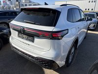 Pogled od pozadi desno