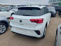 Pogled od pozadi desno