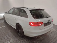 Pogled od pozadi levo