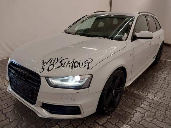 Pogled od napred levo