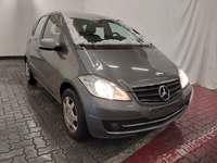 Pogled od napred  desno