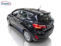 Vaade tagant vasakult