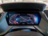 Pohľad na združený prístroj na palubnej doske