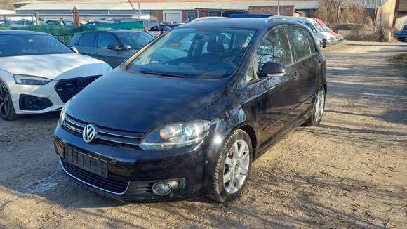 Pogled sprijeda lijevo