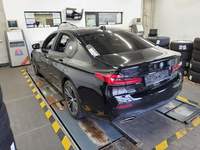 Vista trasera izquierda