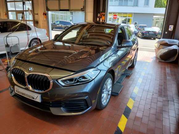 Vista delantera izquierda