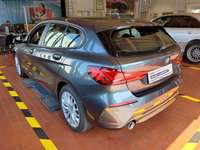 Vista trasera izquierda