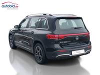 Pogled od pozadi levo