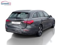 Pogled od pozadi desno