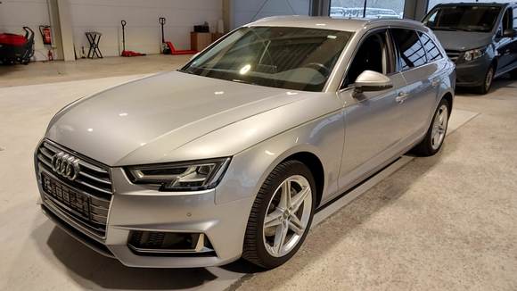 Pogled od napred levo