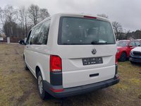 Pogled od pozadi levo