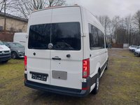 Pogled od pozadi desno