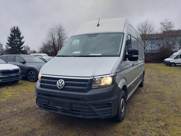 Pogled od napred levo