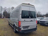 Pogled od pozadi levo