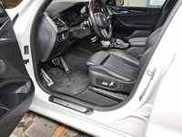 Вид на салон