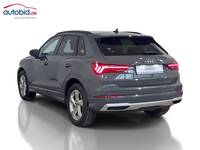 Vaade tagant vasakult