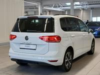 Pogled od pozadi desno