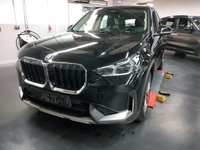 Pogled sprijeda lijevo