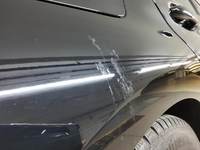 Parempoolne külg tagant