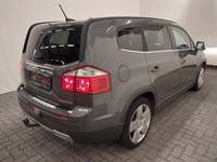 Pogled od pozadi desno