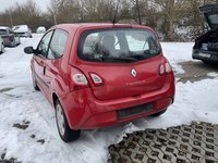 Pogled od pozadi levo