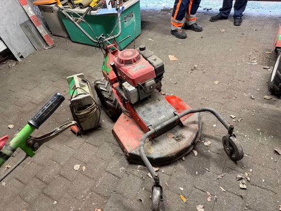 Náhled zpředu zleva