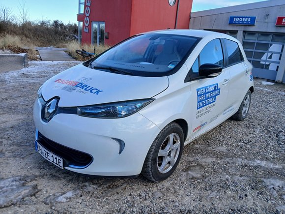 Вид спереди слева