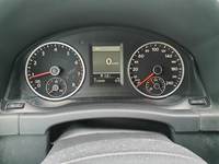 Pogled na kombinirani instrument