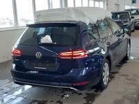 Pogled od pozadi desno