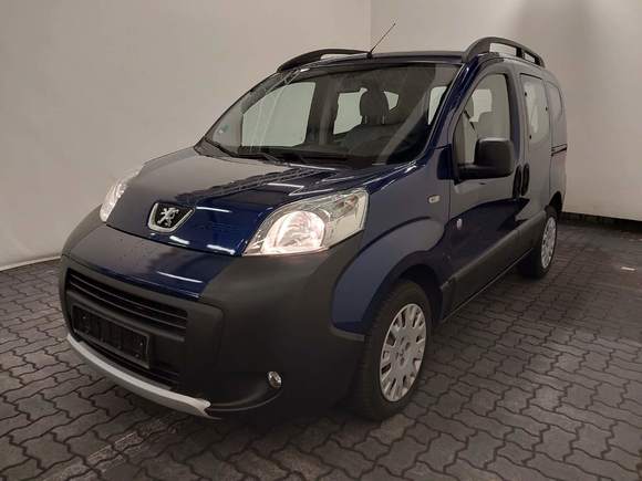 Náhled zpředu zleva