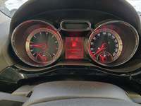 Pogled na kombinirani instrument