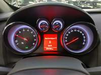 Pogled na kombinirani instrument