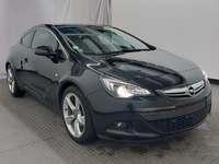 Pogled sprijeda desno