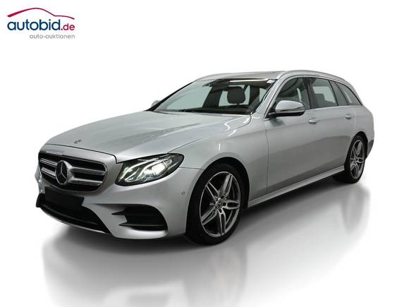 Pogled od napred levo