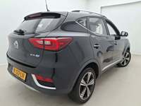 Pogled od pozadi desno