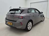 Pogled od pozadi desno